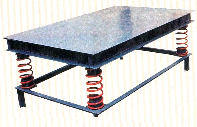 Polished Metal Vibrator Table, for Bed Room, Home Office, Living Room, Study Room, Pattern : Plain