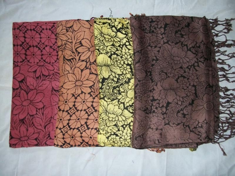 Regular Print Viscose Flower Shawls