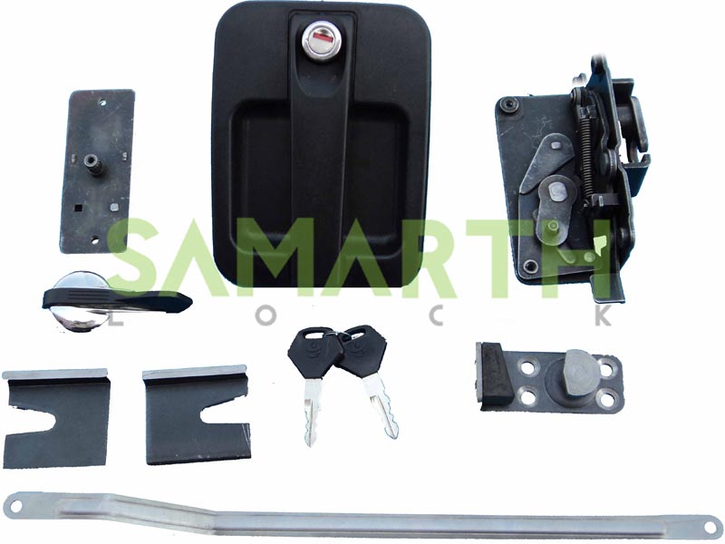 Leyland Cargo Door Locking Assembly, for Bus Use, Style : LATCH TYPE
