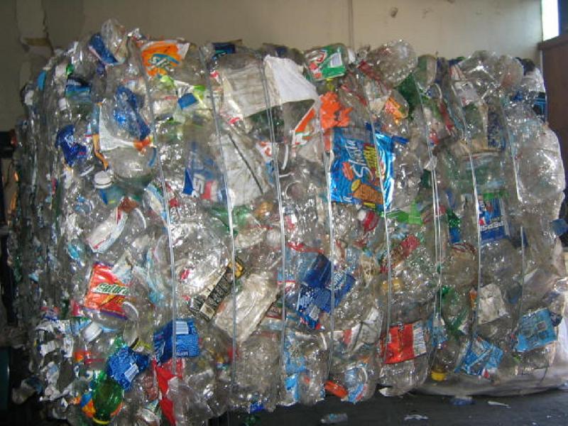 Plastic Pet Bottle Scraps