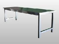 Laboratory Tables