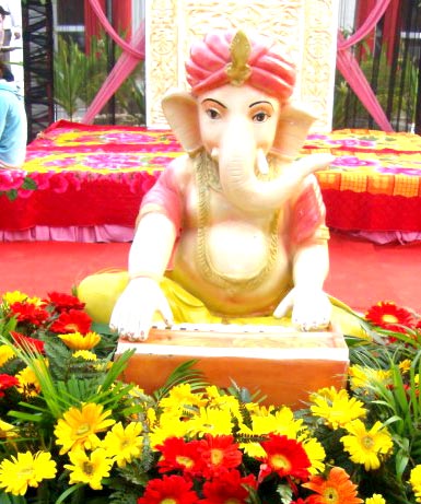 Ganesha Statue