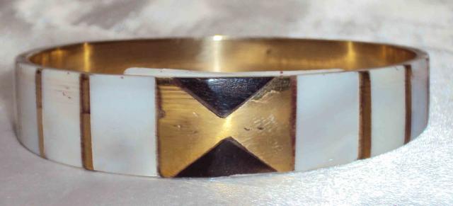 Mother of Pearl Bangle-10