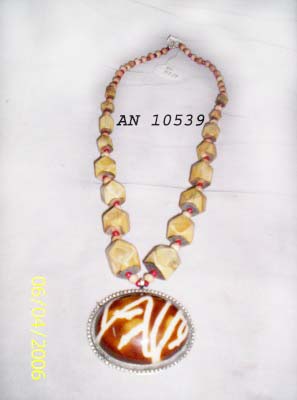 Resin Necklace-01