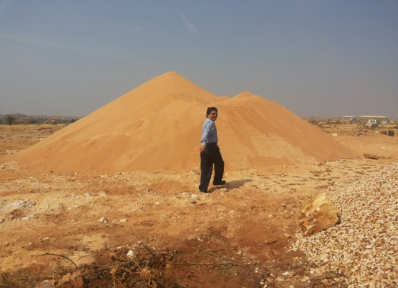 Red Silica Sand
