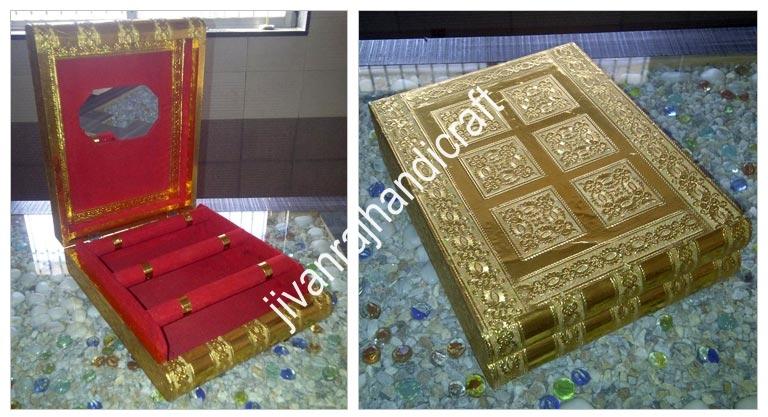 Golden Bangle Boxes