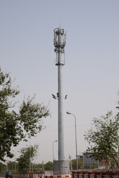 monopoles towers