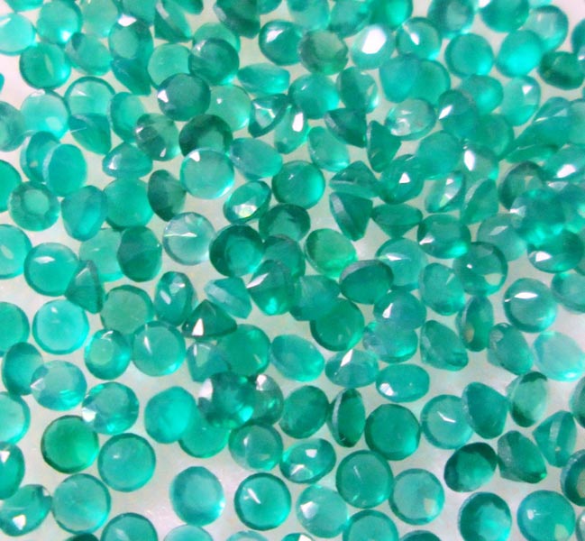 Green Onyx Gemstones