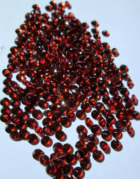Red Garnet Gemstones