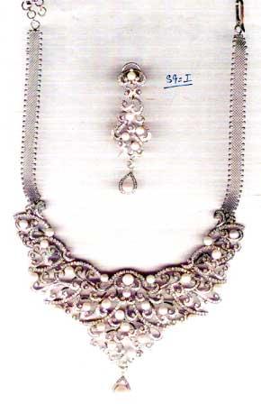 Diamond Necklaces sets