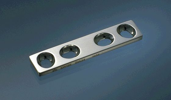 Eccentric Dynamic Compression Plate