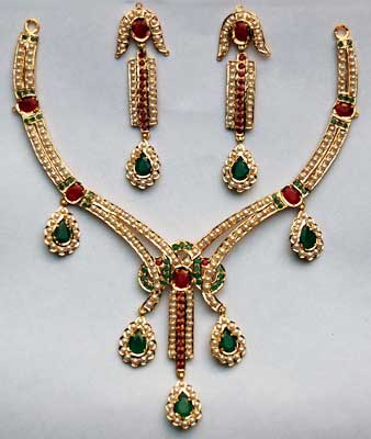 Stone Studded Necklace Set (Ruby & Pearl)