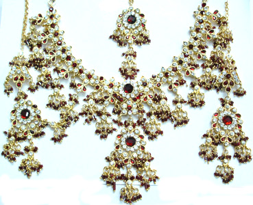 Indian Traditional Necklace DDT01103