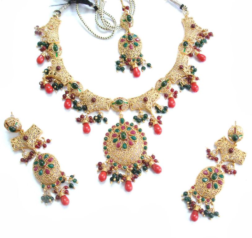 Indian Traditional Necklace DDT1111-150