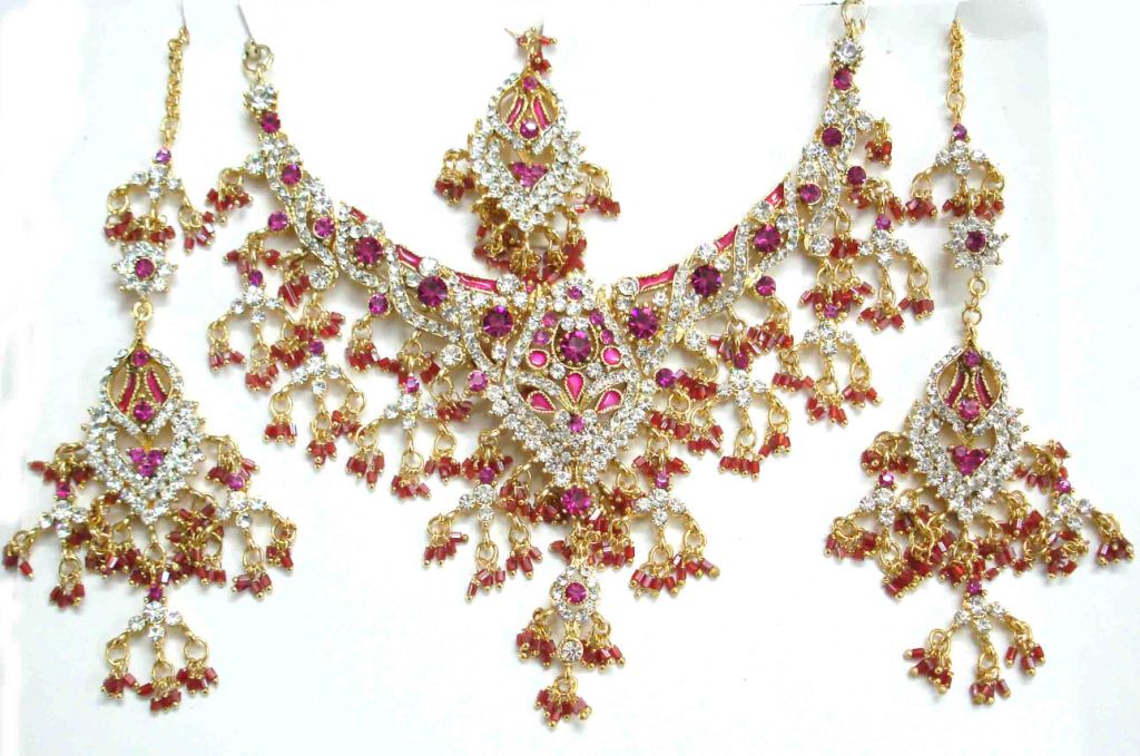 Indian Traditional Necklace DDT1202