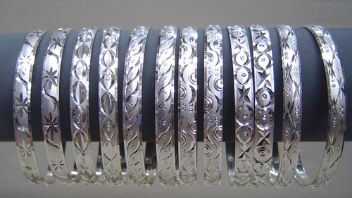 Threetone Plated Diamond Cut Bangles