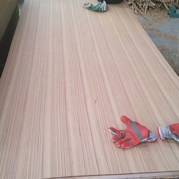 Shandong Linyi Straight Line Teak Veneer MDF