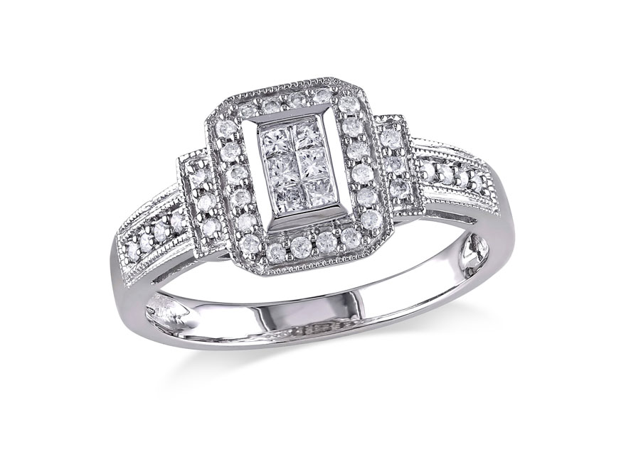 Round Diamond Layered Engagement Ring