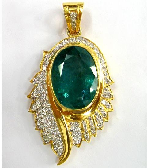 Spring Green - 18k Diamond Emerald Pendant