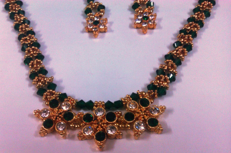 Assorted Green Necklace