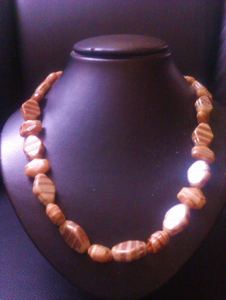 Browny Necklace