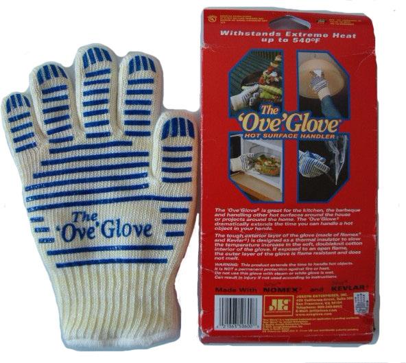 https://img1.exportersindia.com/product_images/bc-full/dir_62/1832130/heat-resistant-oven-glove-447981.jpg