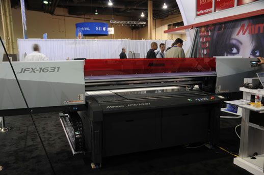 UV LED Flatbed Printer
