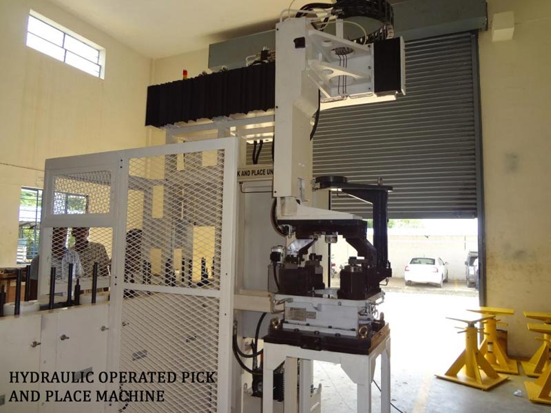 Hydraulic Operated Pick And Place Machine