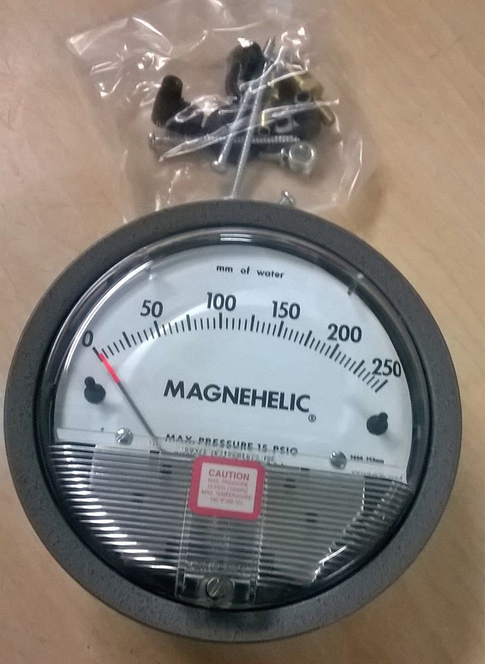 Very Low Differential Pressure Gauge