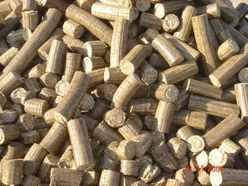 Cylindrical Wood Briquettes, for Industrial, Feature : Easy To Burn
