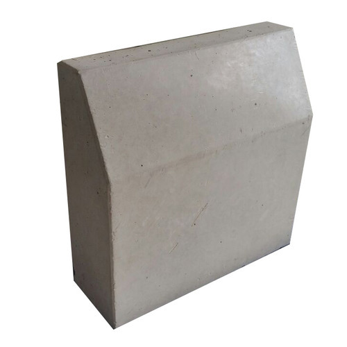 Concrete kerbstone