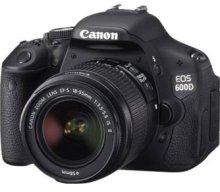Canon Eos 600d 18.0 Mp Digital Slr Camera - Ef-s 18-55mm is Ii Lens
