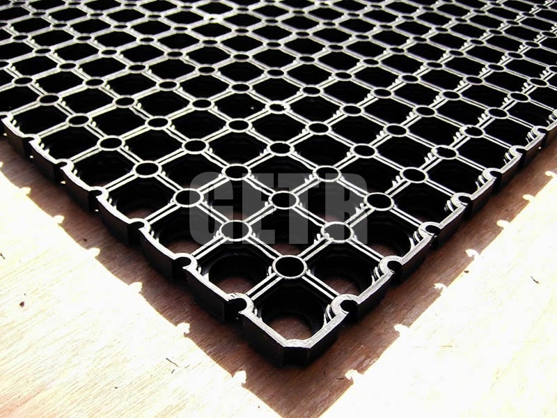 Hollow Rubber Mats by Green Environment Tyre Recycle, Hollow Rubber