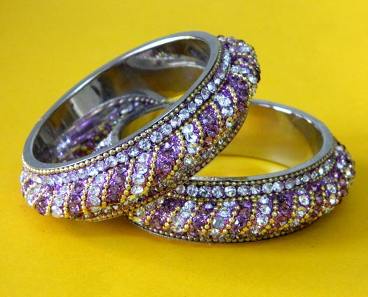 Crystal Round Bangle