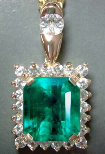 EG-3 Emerald Gemstone