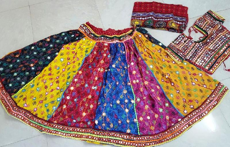 traditional-dresses-by-royal-art-emporium-traditional-dresses-from