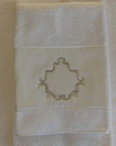 Ivory Luxury Bath Towel