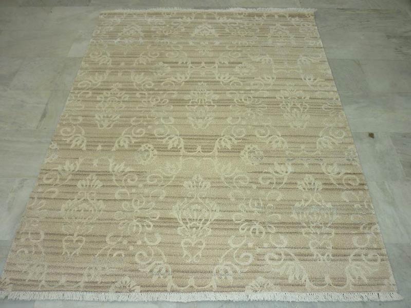 Hand Knotted Woollen Carpets - 10/42
