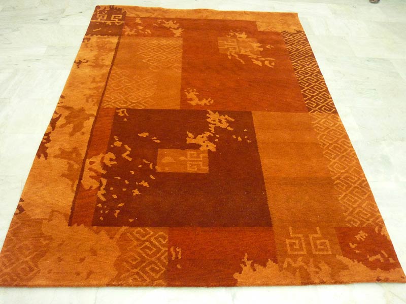 Indian Hand Knotted Woolen Carpets