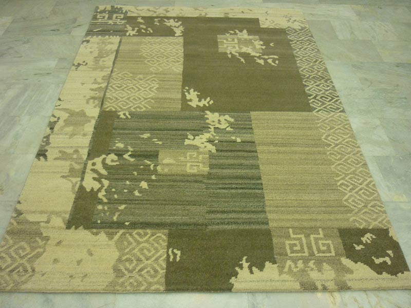 Natural Indian Hand knotted Woolen Carpets