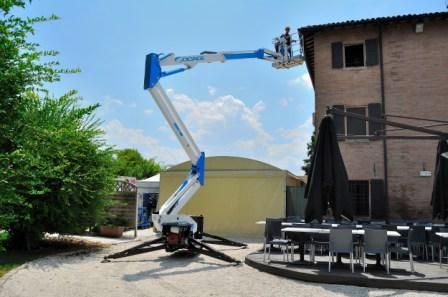 Tracked Aerial Platform