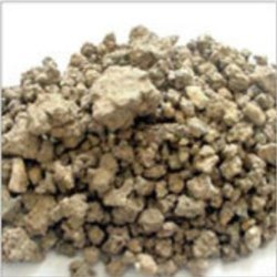 BENTONITE LUMPS