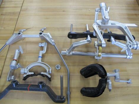 May Field Head Holder