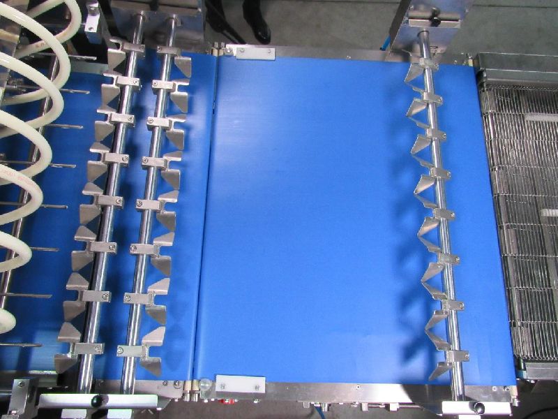 Cream Horizontal Injector