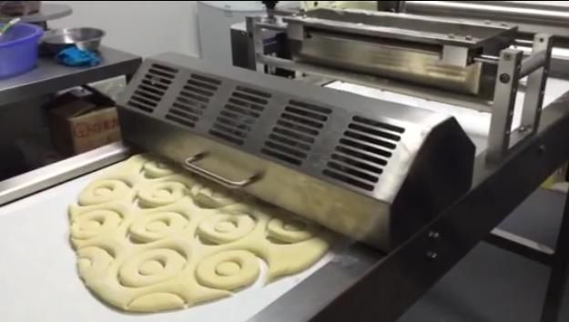 High Capacity Rotary Molder For Donut-yufeng
