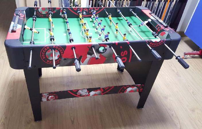 SOCCER TABLE GRAPHIC RED