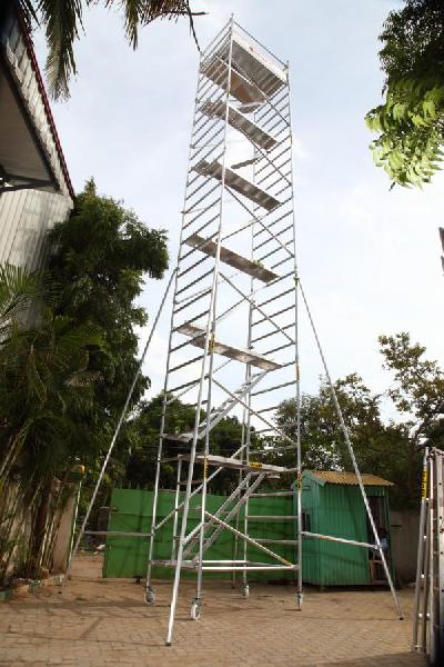 Aluminium Mobile Scaffolding Ladder