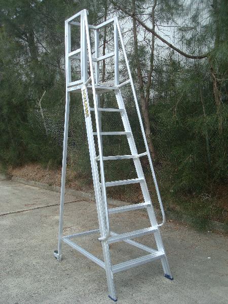 Polished Aluminum Mobile Work Platform Ladder, for Industrial, Feature : Durable, Heavy Weght Capacity