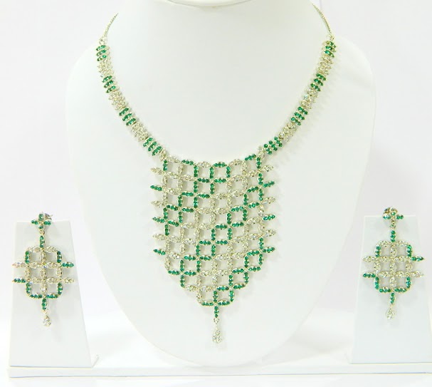 Beautiful Fashion Necklace Sets