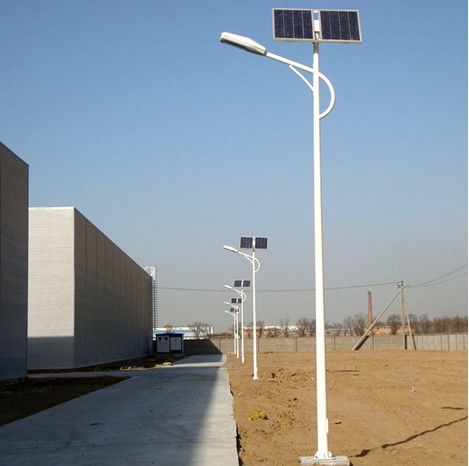 solar street light